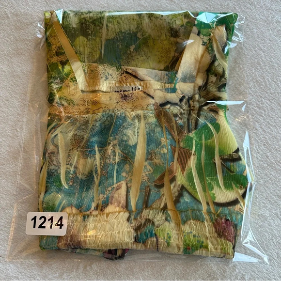 1214 ONE WORLD Gold and Blue Flutter Sleeve Blouse - Picture 7 of 8